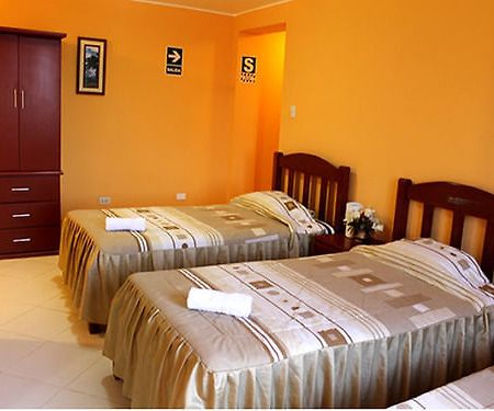 איקה Hotel Y Restaurante Roma מראה חיצוני תמונה