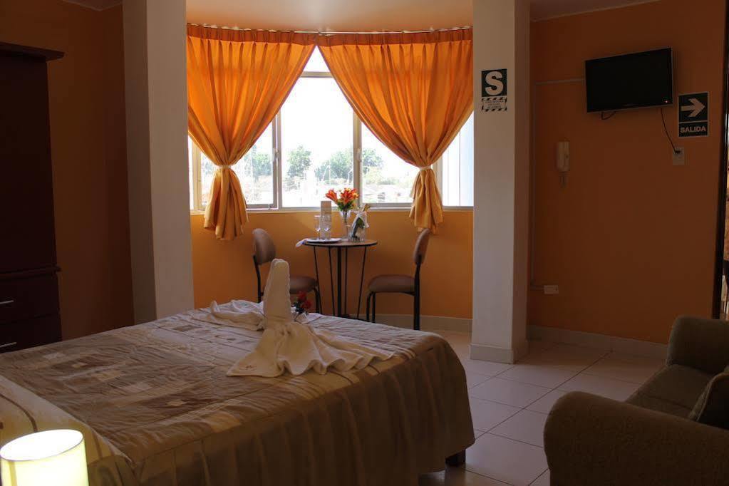 איקה Hotel Y Restaurante Roma מראה חיצוני תמונה