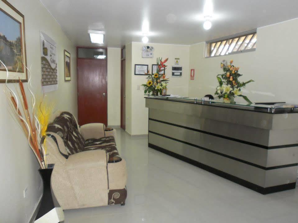 איקה Hotel Y Restaurante Roma מראה חיצוני תמונה