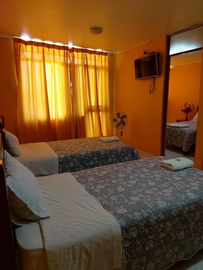 איקה Hotel Y Restaurante Roma מראה חיצוני תמונה